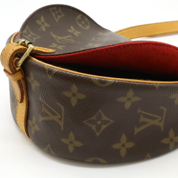 LOUIS VUITTON Brown Monogram Shoulder Bag - Picture 4 of 8